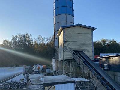 Бетонный завод «Арис» в Наро-Фоминске, Калужская область, Боровский район, сельское поселение Совьяки, деревня Митяево, территория ​Механические Мастерские